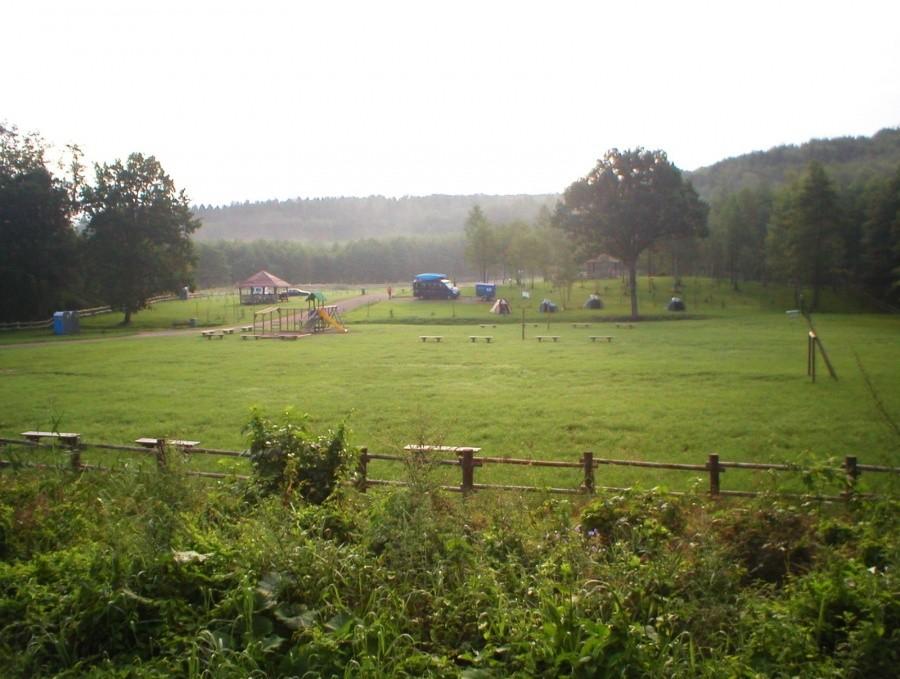 POCHYLNIA BUCZYNIEC-BAZA KEMPINGOWA