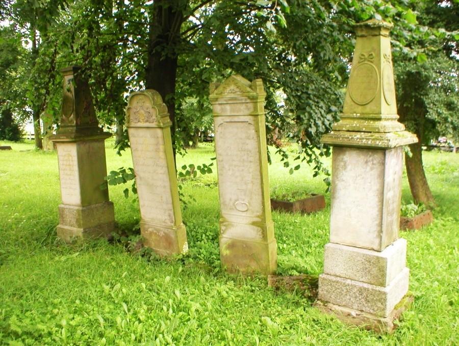 ZWIERZEŃSKIE POLE-CMENTARZ MENNONICKI