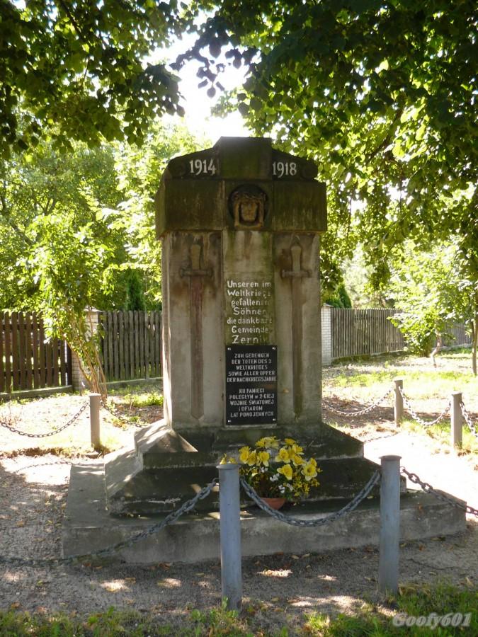 Pomnik w Żernikach