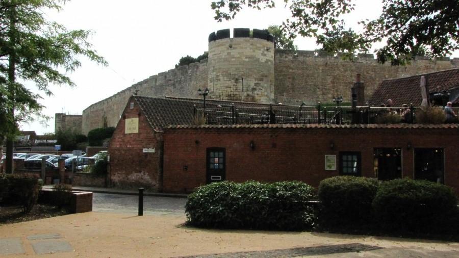 Lincoln Castle