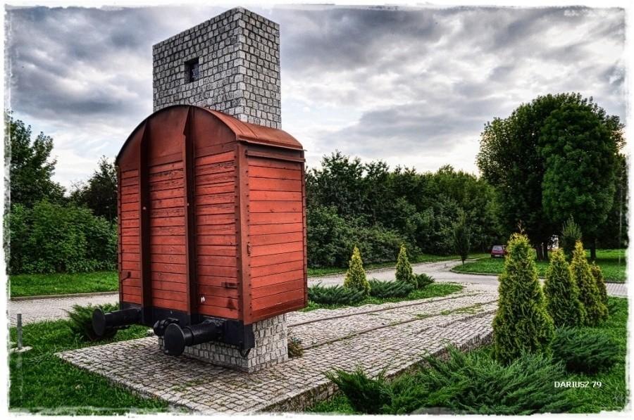 Będzin - Plac bohaterów getta będzińskiego