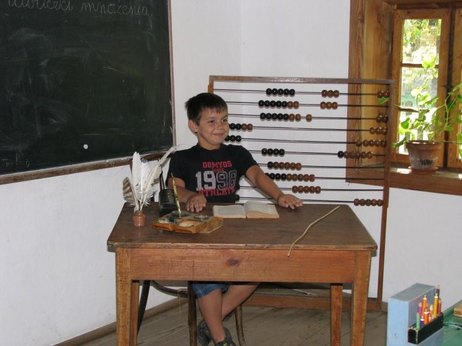 W szkole w skansenie w Ochli