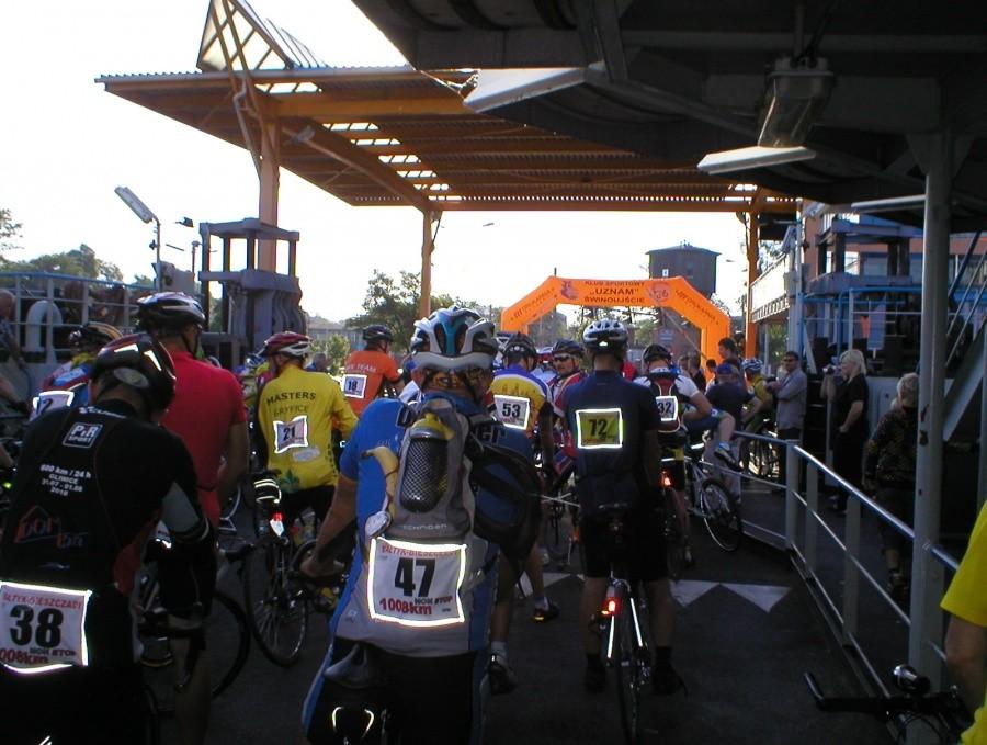 ŚWINOUJŚCIE-START BB TOUR Z RAMPY PROMU