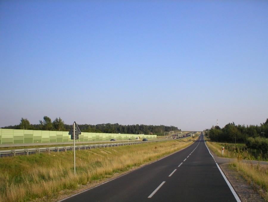 GRÓJEC-DROGA TECHNICZNA WZDŁUŻ S7
