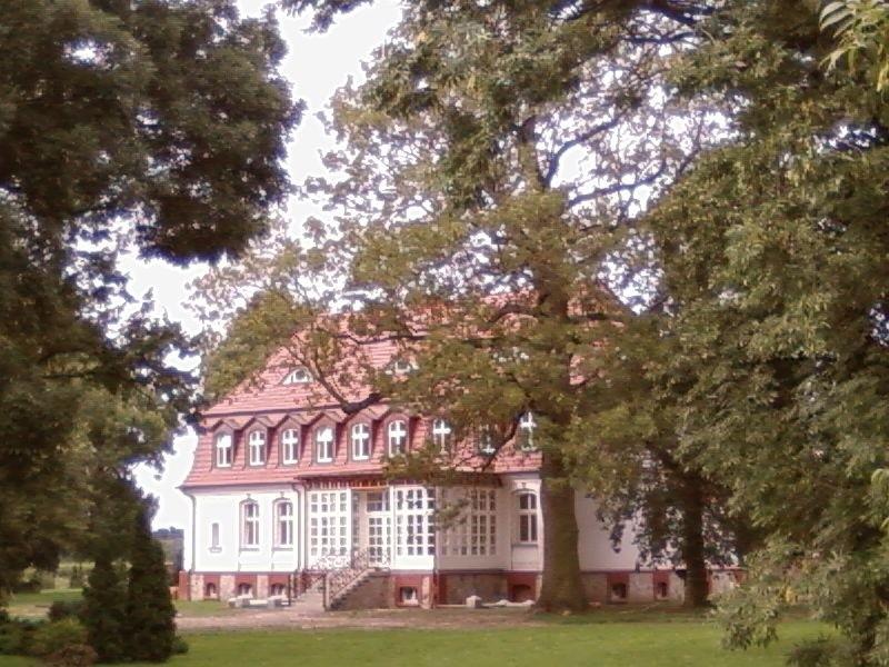 Dwór w Puszczykowie-Zaborzu