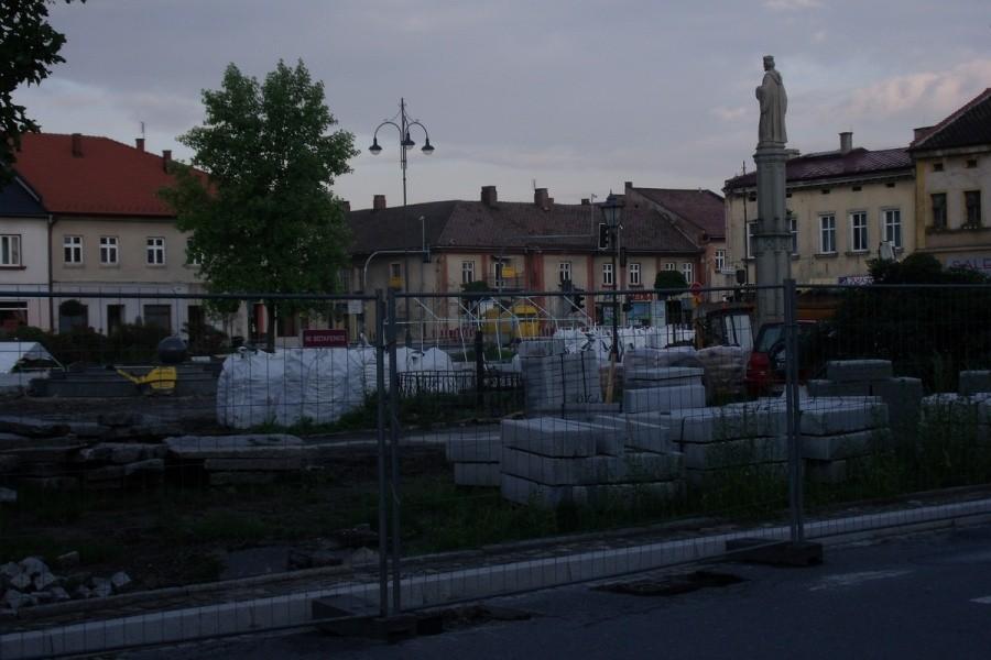 Rynek w Kętach jest nadal w remoncie