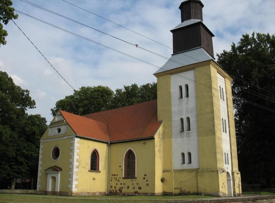 Karnice - kosciół pw. św. Stanisława Kostki