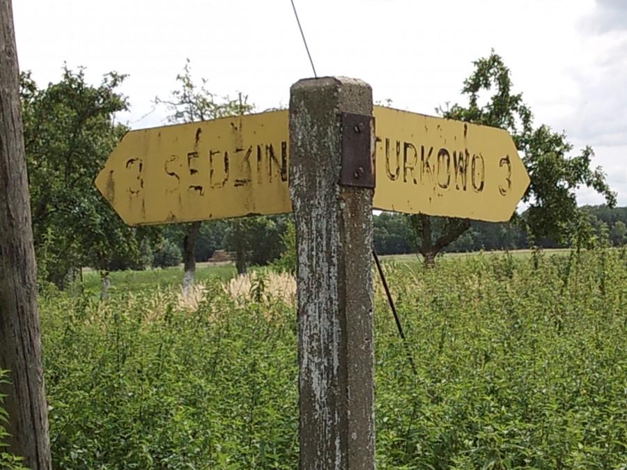 Zabytkowy drogowskaz