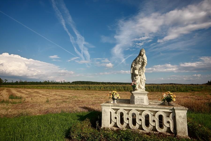 Przydrożna figurka, Węgry.