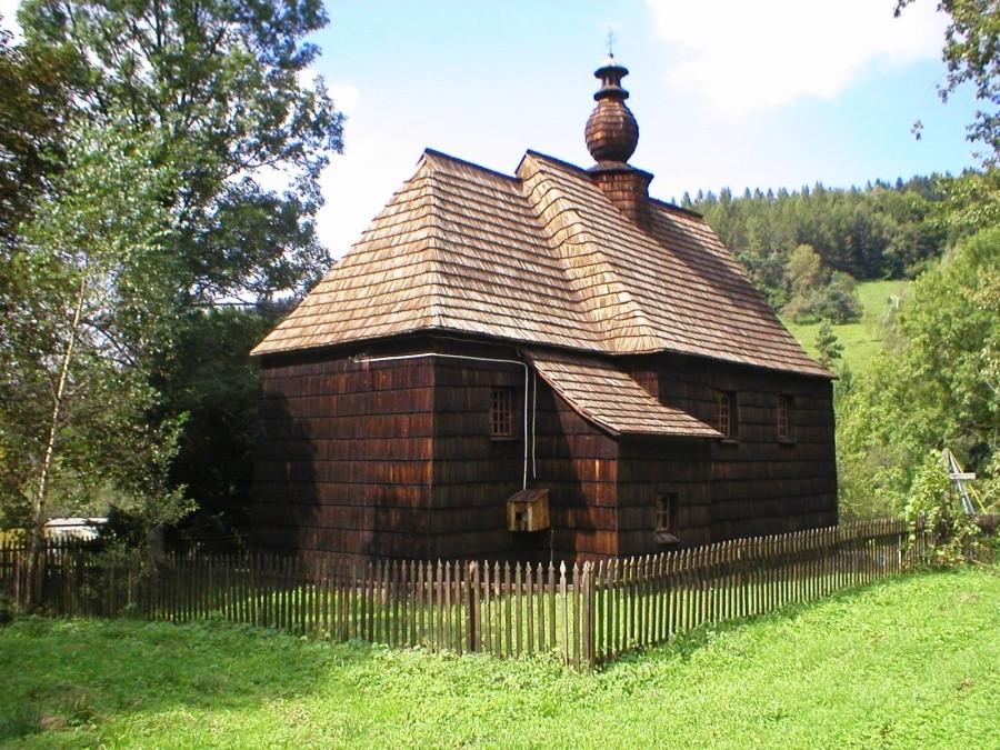 ŻŁOBEK-CERKIEW DREWNIANA