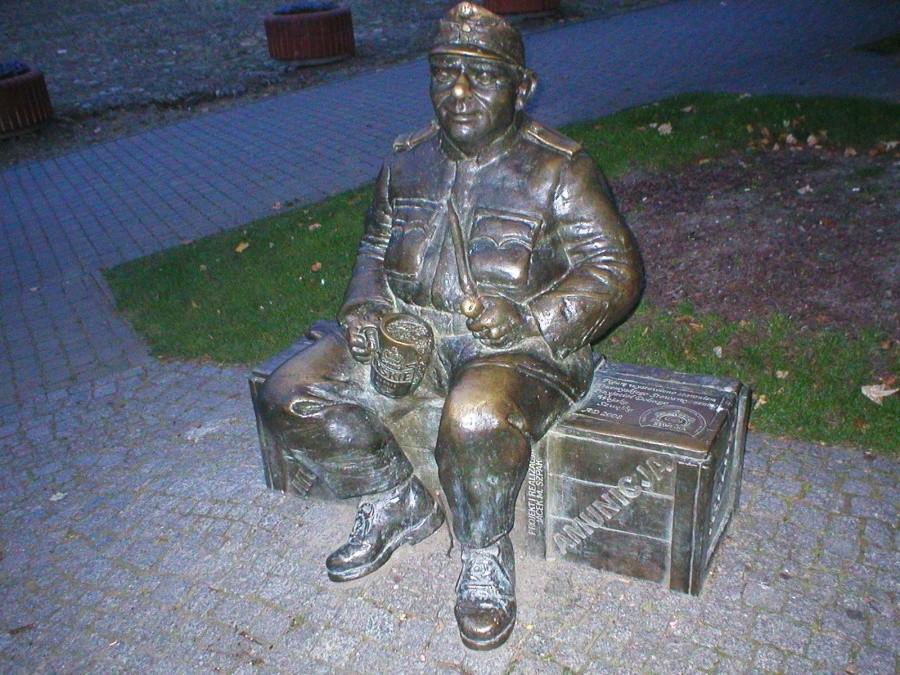 PRZEMYŚL-POMNIK SZWEJKA