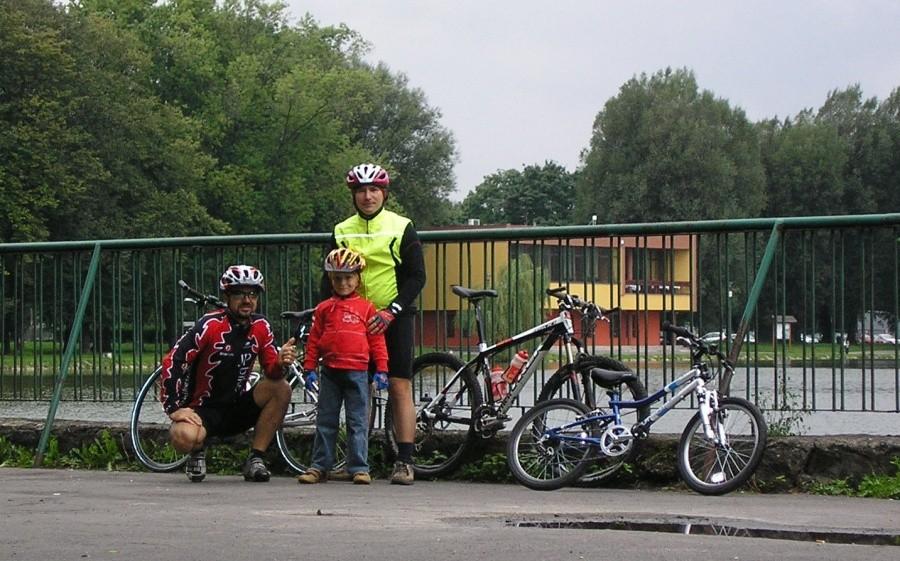 Ekipa nad Zalewem Nowohuckim