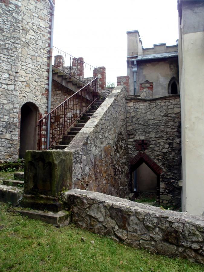 Pałac w Młoszowej