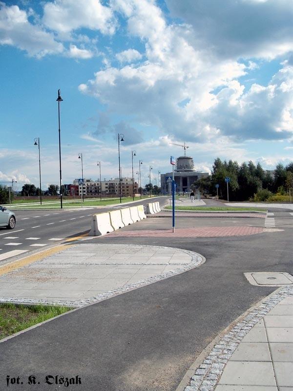 Aleja Rzeczypospolitej (1)