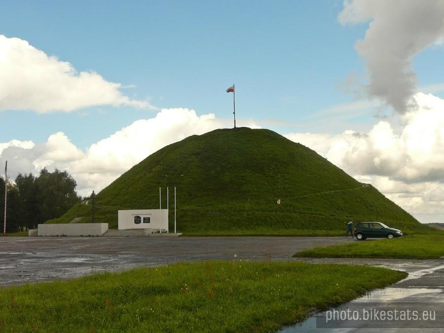 Kopiec Wyzwolenia w Piekarach Śląskich