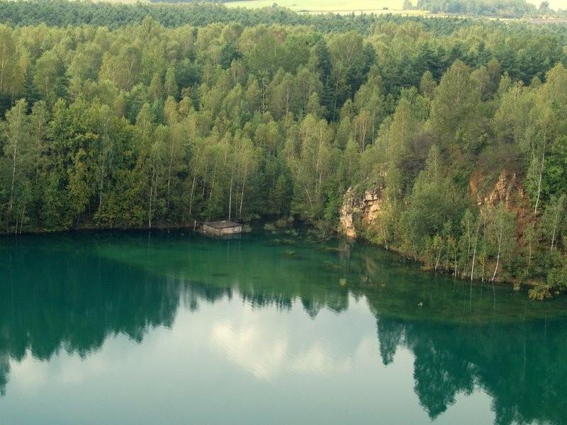 Zielono