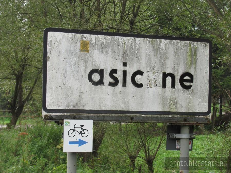 wspaniały asfalt pewnie aż do Brzegów Górnych