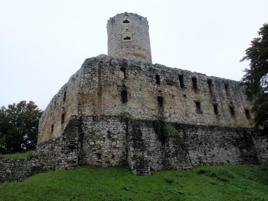 Zamek Lipowiec w Babicach
