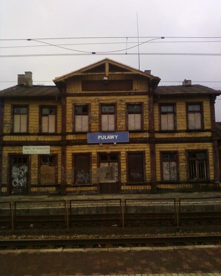Zapomniane stacje PKP-Puławy Drewniane