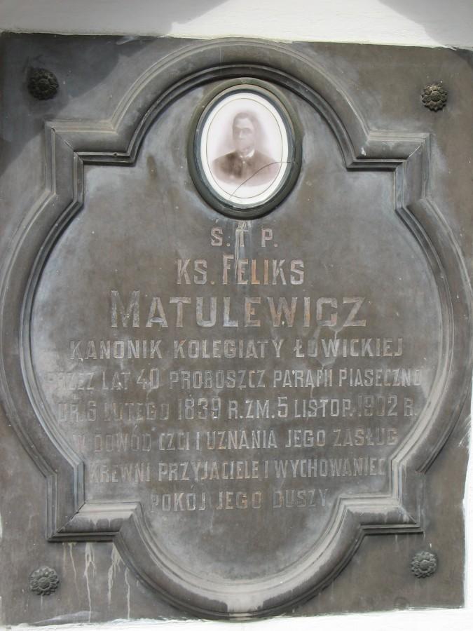 Piaseczno - epitafium ks. Feliksa Matulewica