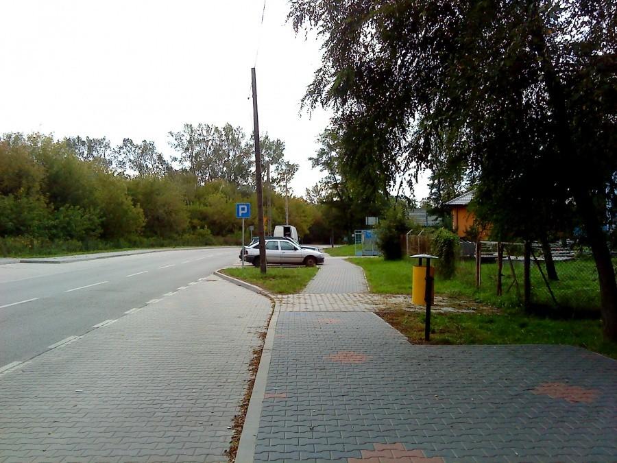 Koło cmentarza komunalnego