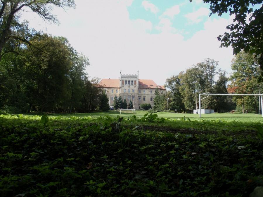 Renesansowy Pałac w Książu Wielkim