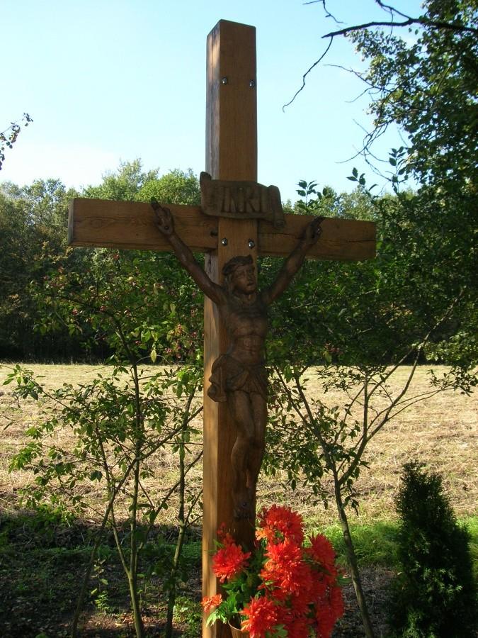 przydrożny krzyż