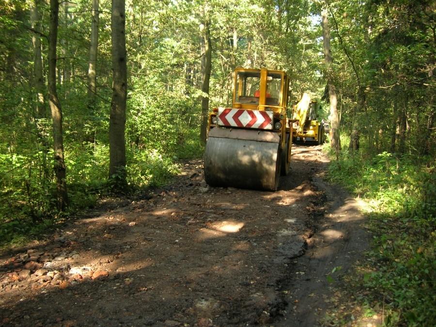 budują drogę rowerową