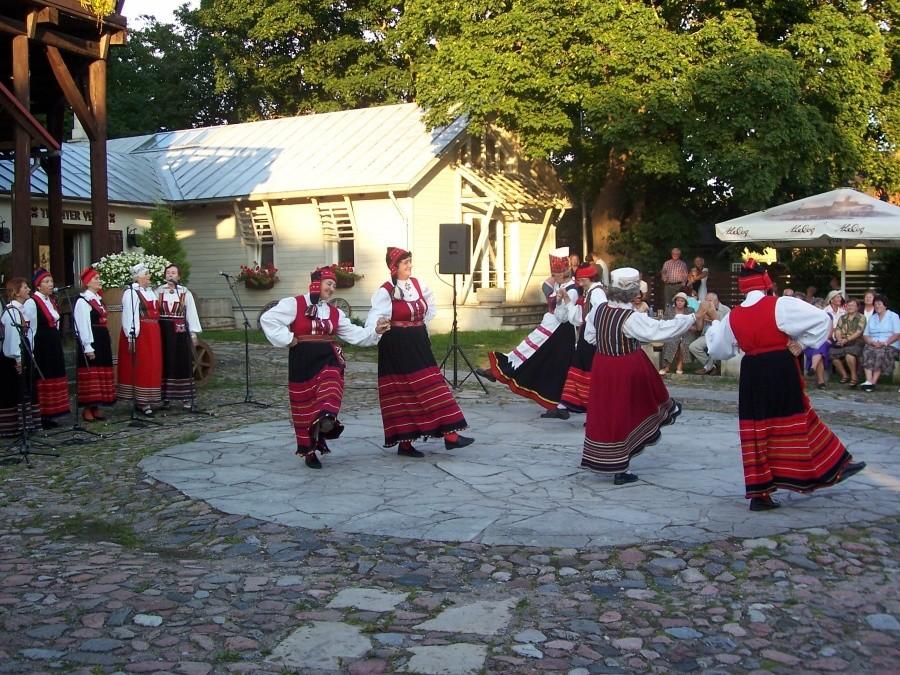 występy folklorystyczne