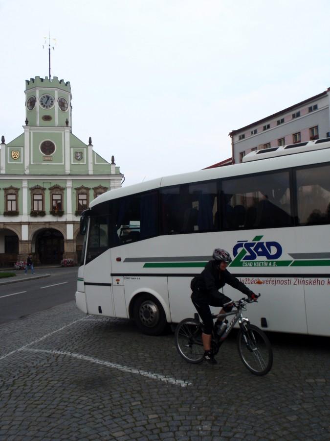 Na rynku w Policach