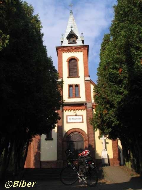 Kościółek cmentarny w Rudach
