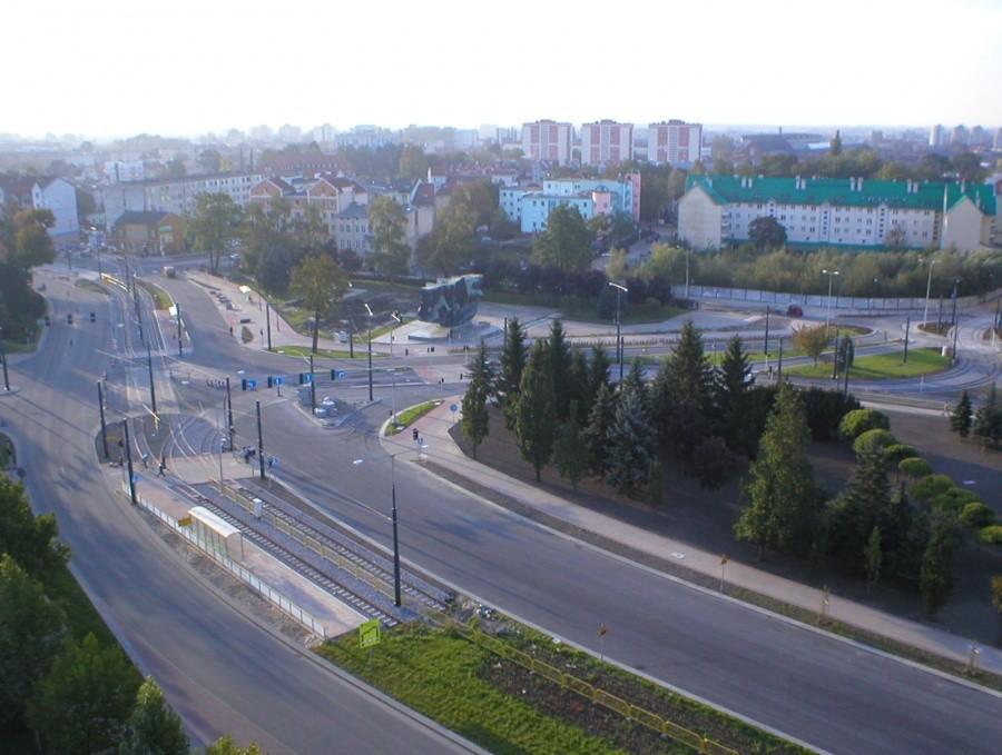PRZEBUDOWA GROTA ROWECKIEGO I PLACU KONSTYTUCJI