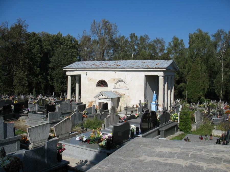 Góry - kaplica grobowa Dembińskich