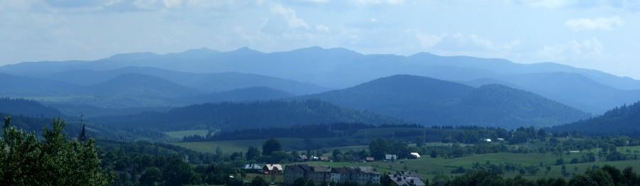 Panorama Bieszczad widzianych z Lutowisk