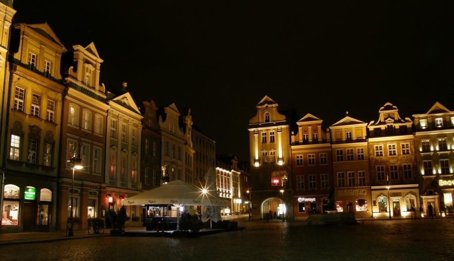 Poznańska starówka wieczorną porą (1)