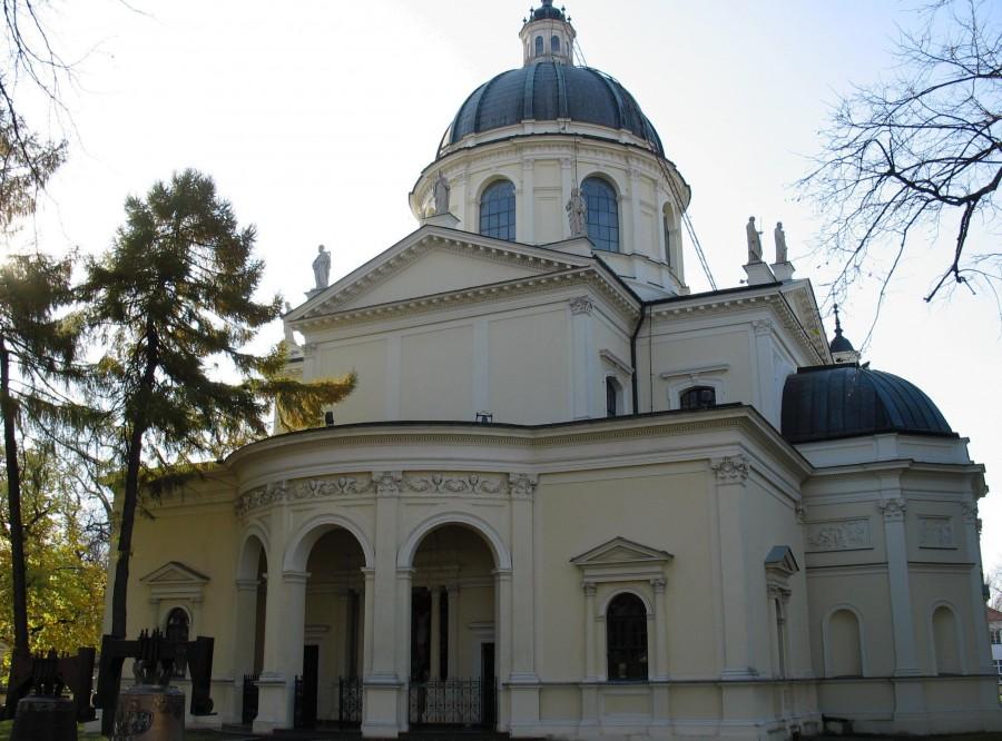 Wilanów - Kościół św. Anny od strony prezbiterium