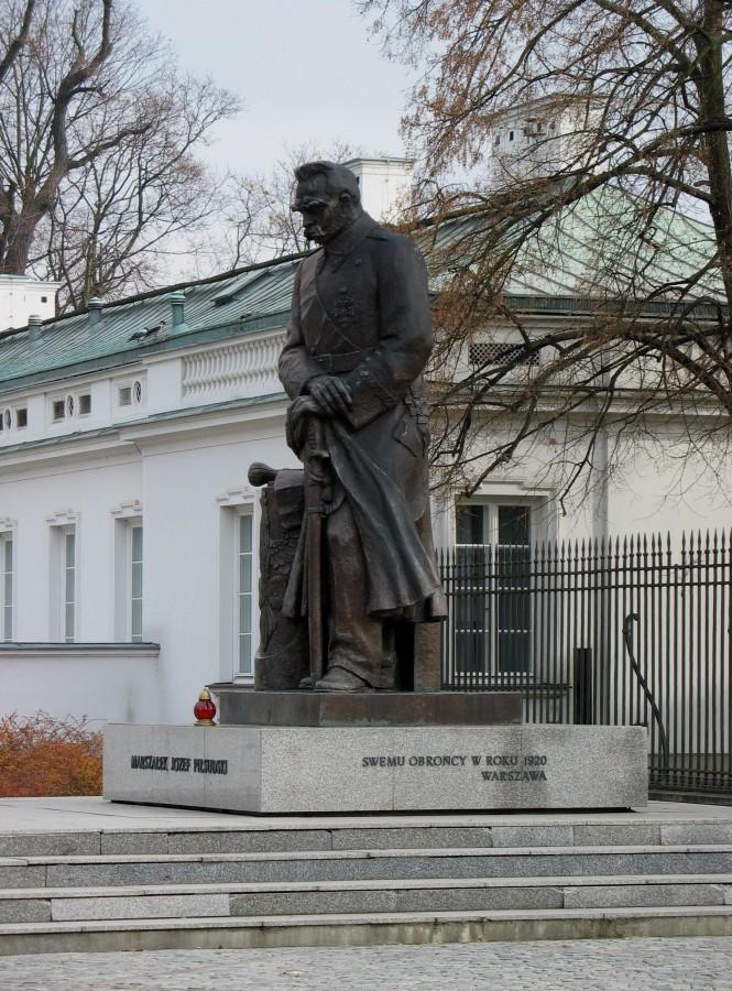 Pomnik Dziadka pod Belwederem