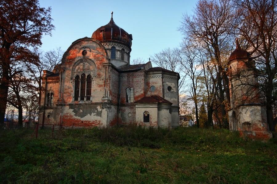 Cerkiew św. Dymitra w Starym Dzikowie.