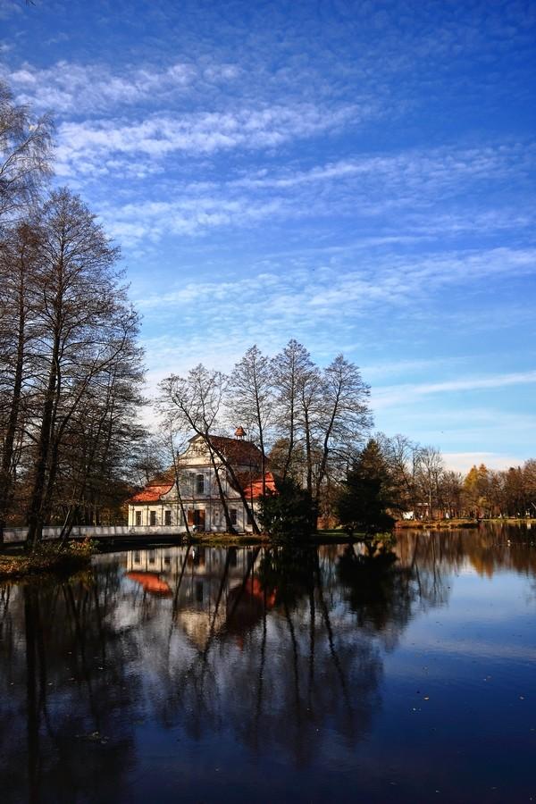 Barokowy kościółek na wodzie, Zwierzyniec.