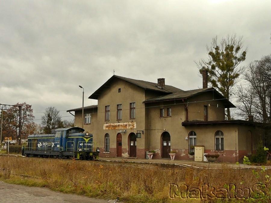 "Stoi na stacji lokomotywa". Strzybnica