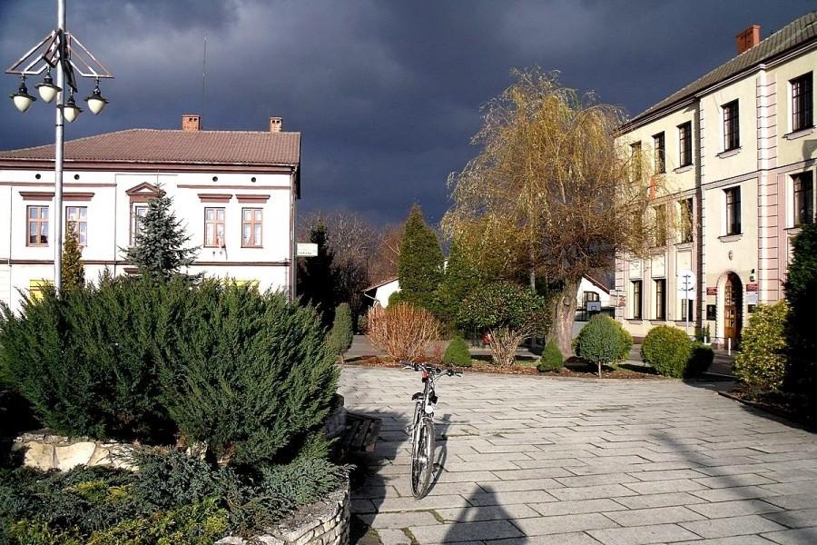 Gonią nas czarne chmury