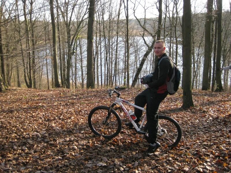 Ja na moim Felcie i w oddali Jezioro Leśne