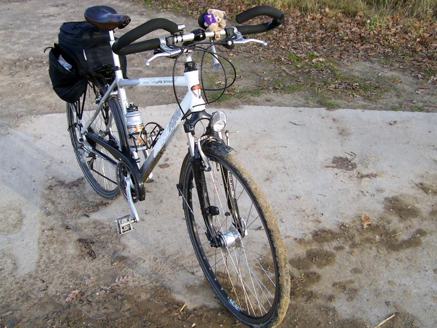 Zabłocony KTM.