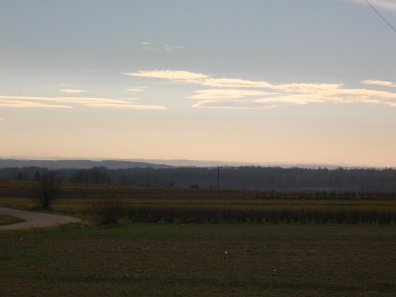 Patria (420 m) w Husowie- po prawej widać szczyty gór słonnych.