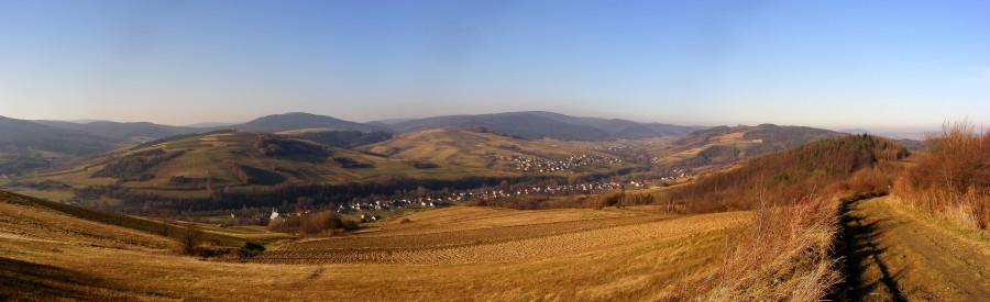 Panorama z drogi na Górę Grzywacką