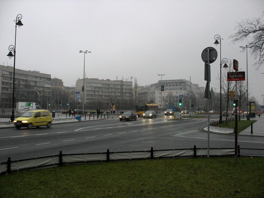 Plac na Rozdrożu i ulica... no właśnie jaka ?
