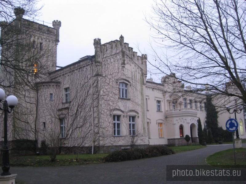 Pałac w Krześlicach