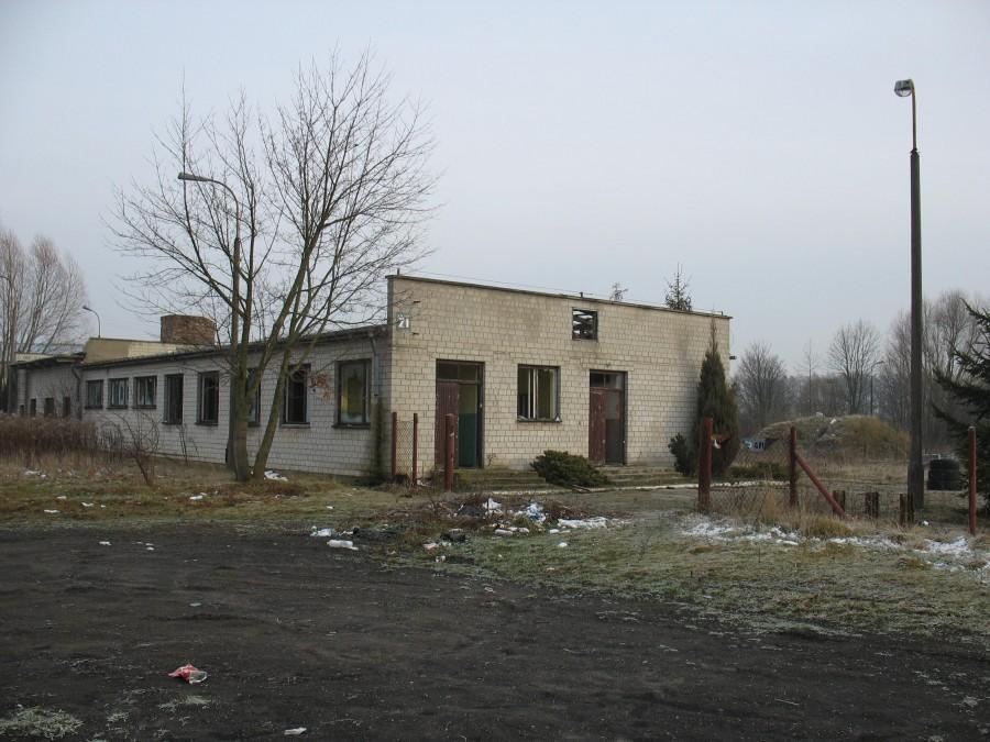 Opuszczone budynki ANSER-u w Strzyżewie