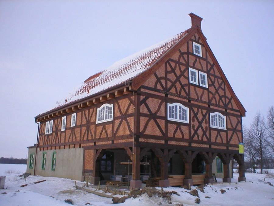 OSICE-BUDOWA DOMU PODCIENIOWEGO AD 2011