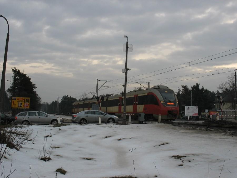 Przejazd kolejowy w Miedzeszynie